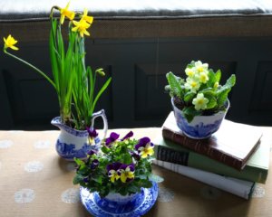 tea set flower arrangements