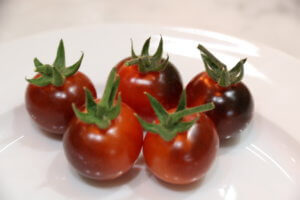 How to show fruit and vegetables Tomato indigo blue berries